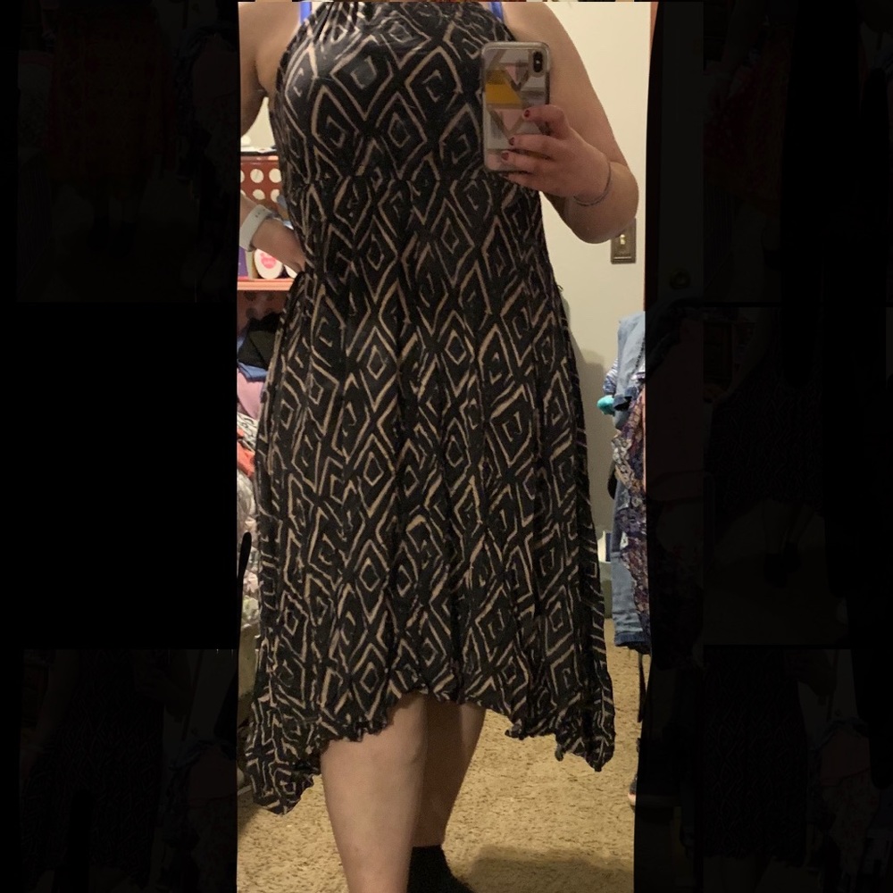 Liz Lange Black/tan maxi dress